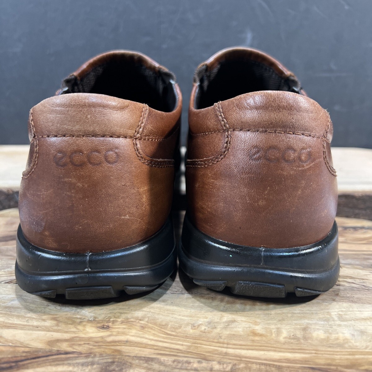 ECCO Helsinki Slip on Loafer Bike Toe Cocoa Brown Men display picture 3