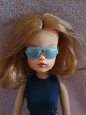 Sindy clothes Fashion doll size Silver Blue Mirror Sun Glasses Creatable 1:6