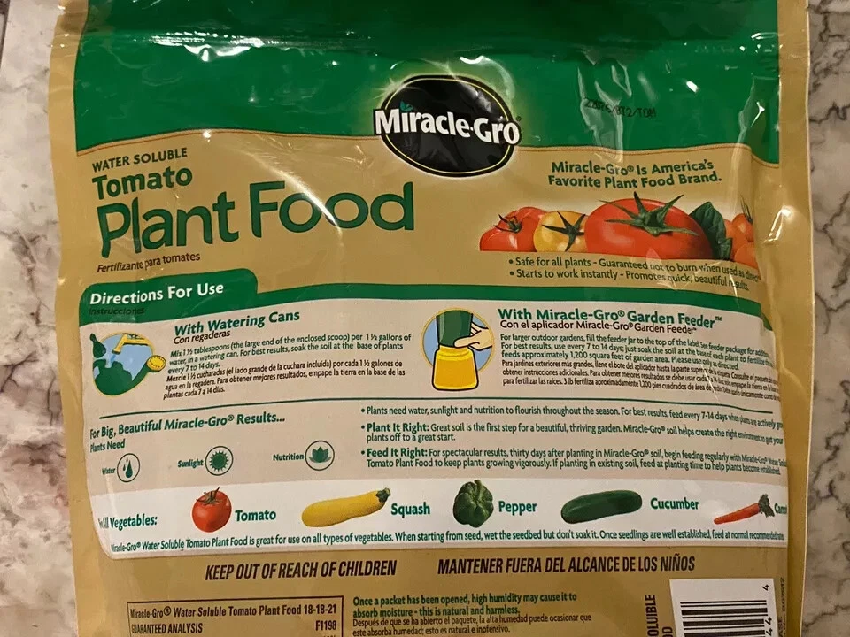 Miracle-Gro 1000441 3 lb saco de fertilizante de alimentos vegetais de tomate solúvel em água - Imagem 4 de 4