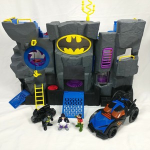 batcave set