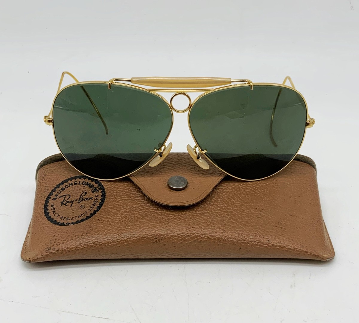 Vintage B&L Bausch & lomb Ray-Ban Aviator sunglasses & case