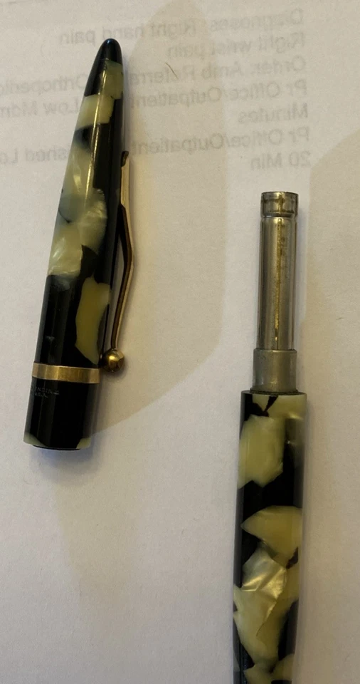 LÁPIZ DE EQUILIBRIO SHEAFFER OVERSIZE DE COLECCIÓN, NEGRO Y PERLA. Foto 3 de 3