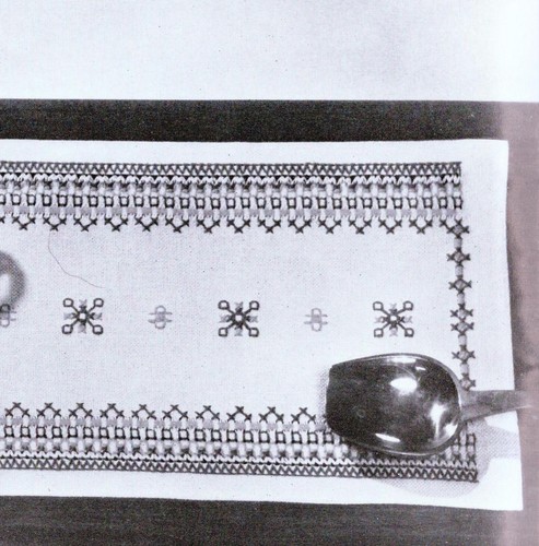 Anchor Embroidery Book 650: Drawn Thread - 1968 - Picture 6 of 12