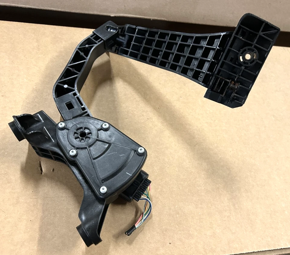 Hyundai Sonata 2011 pedal de acelerador 2011-2014 Foto 4 de 4