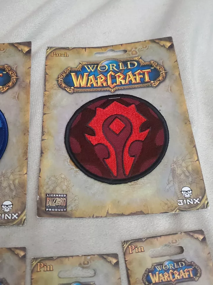 World of Warcraft 2006 Pin / Badge Lot Of 9 - Official Jinx  - Image 3 of 4
