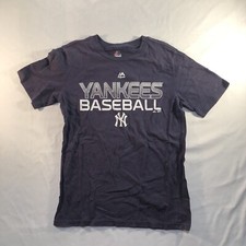 New York Yankees Baseball Majestic T-Shirt Youth Size Large Navy Blue