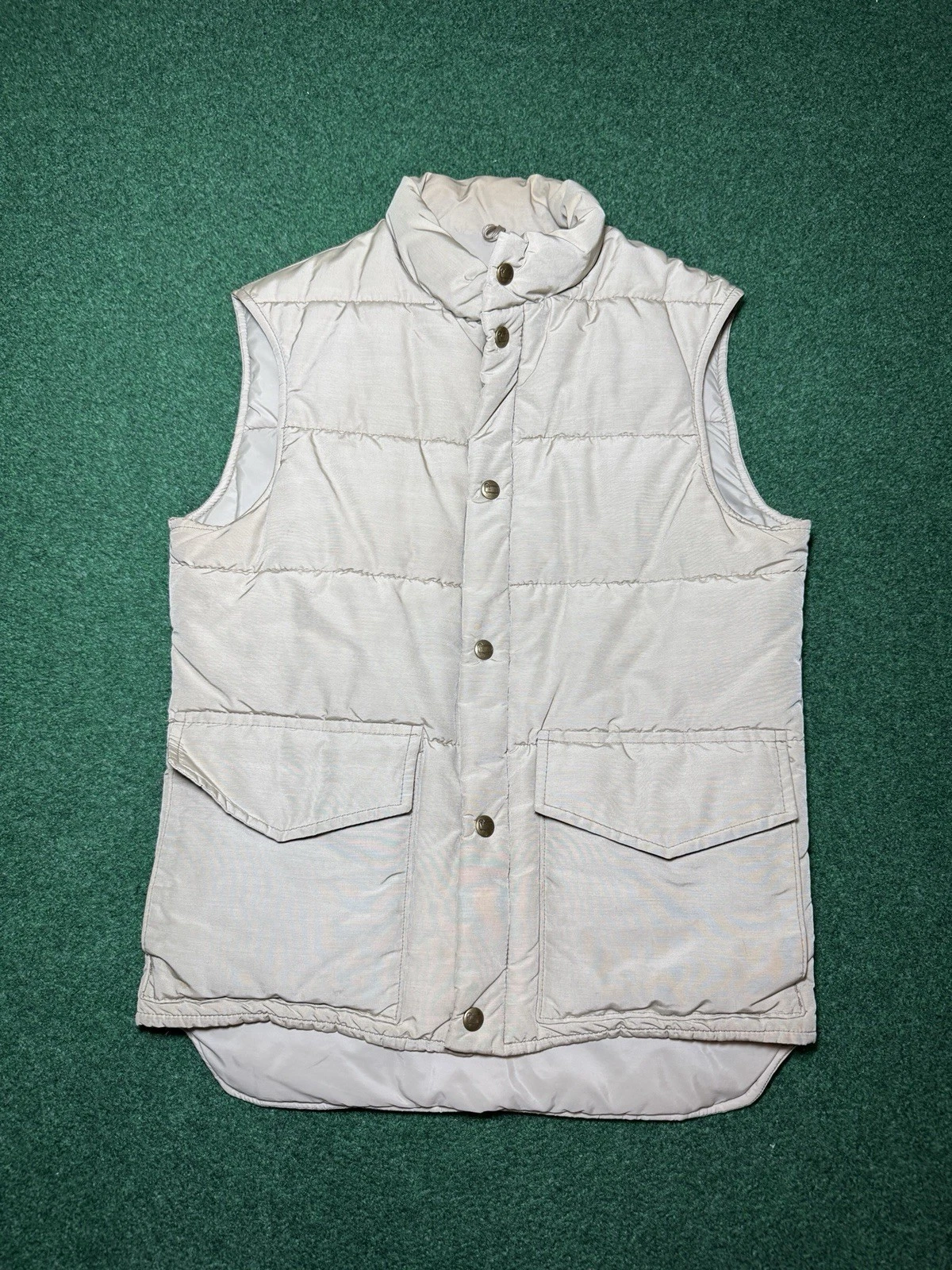 Woolrich Puffer Full Zip Button Up Biege Small Retro 19x24 Unisex Vest