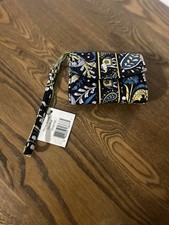 Vera Bradley Ellie Blue Phone Wristlet New
