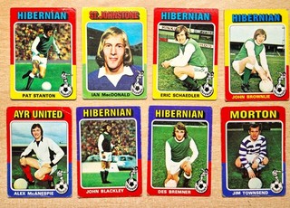 8 x Topps Gum Trade Cards Scottish Football 1975 76 Hibernian Morton Ayr Utd
