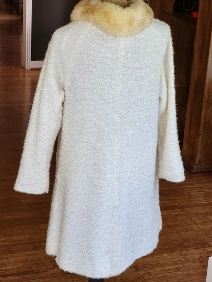 Casaco swing boucle marfim década de 1950 colarinho de pele sintética mel médio - Imagem 3 de 4