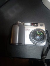 Olympus CAMEDIA C-4000 Read description