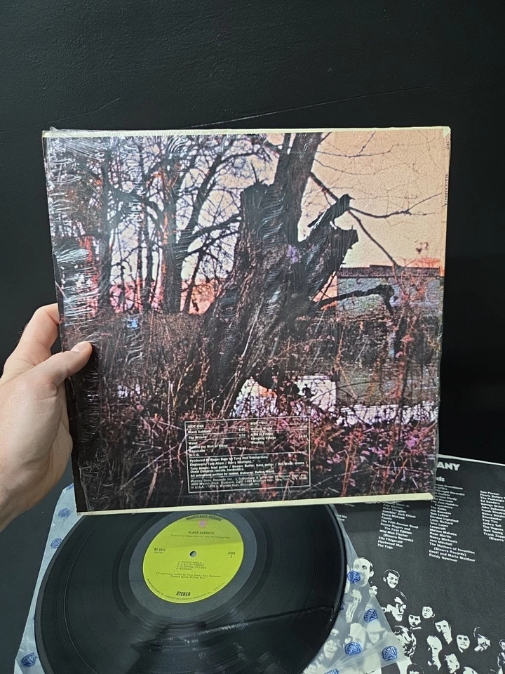 Black Sabbath Self Titled Lp Vinyl 1970 1st Press 'Ossie'Error Shrink/Inserts EX - Image 4 of 4