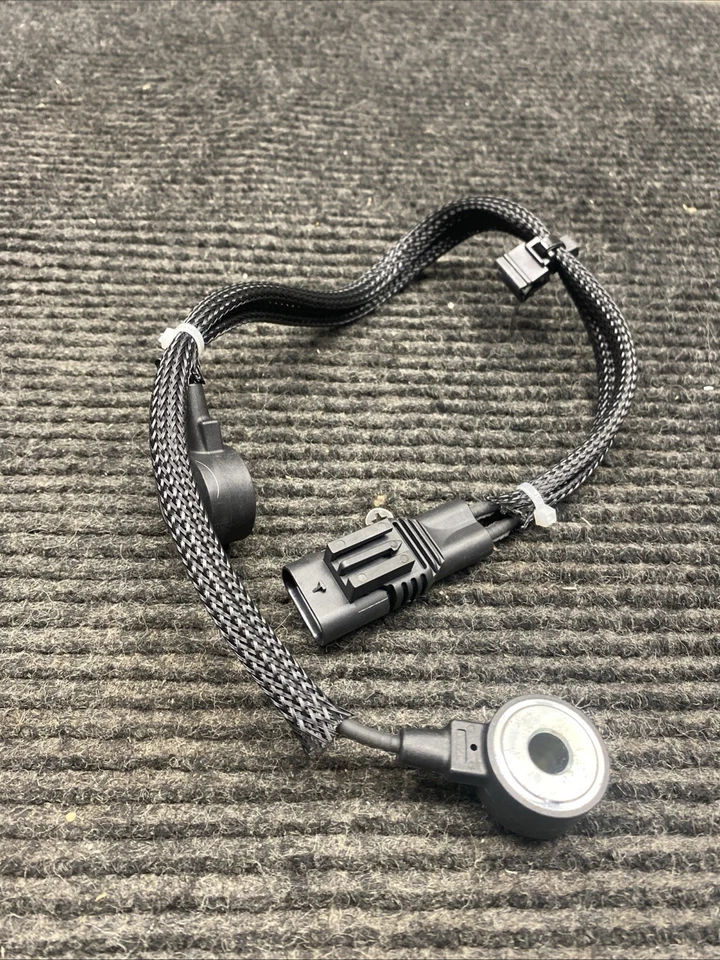 TRQ Engine Knock Sensor Fits 2011-2020 Mercedes-Benz ESA90094 - Image 4 of 4