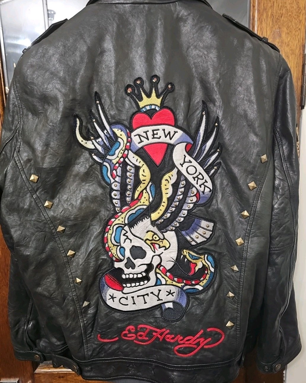 AVIREX
B-3フライトジャケット ファー付きジャケット RARE* Spider Rock 74' Avirex Varsity Jacket Size: M | Depop