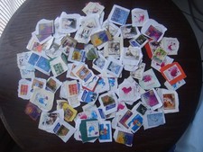 GROS  LOT  de  TIMBRES  OBLITERES    des    PAYS - BAS   à  décoller