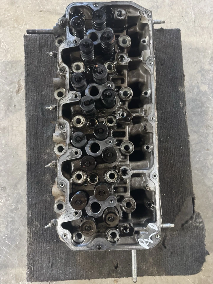 Chevy Silverado GMC Sierra 2500 3500 2006 2007 Duramax LBZ culata 6,6 L Foto 2 de 4