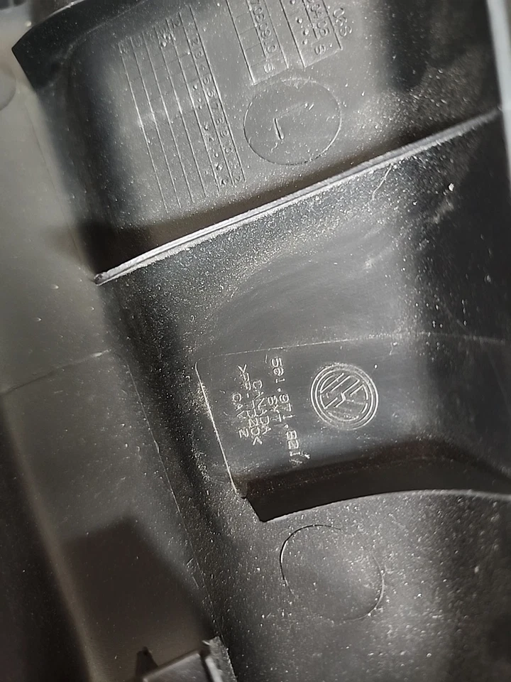 Cubierta de bisagra tapa maletero trasero izquierdo Volkswagen Passat 2012-2015 OEM Foto 3 de 3