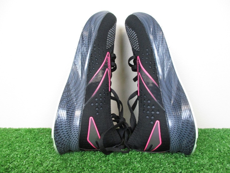 Brooks Levitate StealthFit 6 Womens 7 Shoes Black Pink Road Running