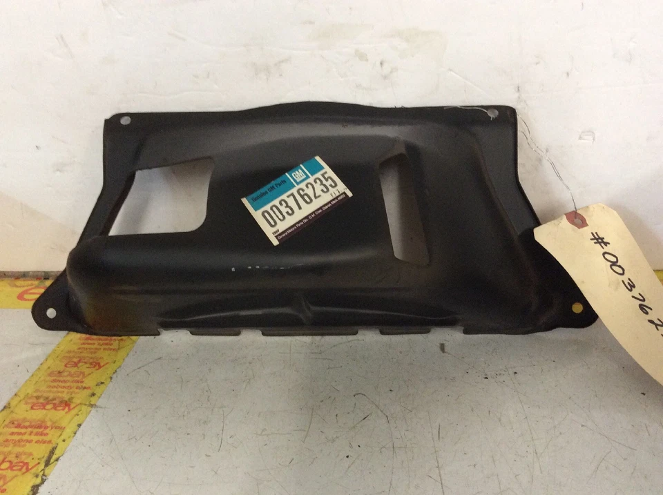 Convertidor de transmisión Underpan 376235 NOS 72-77 Chevy 140 Vega Monza Starfire Foto 2 de 3