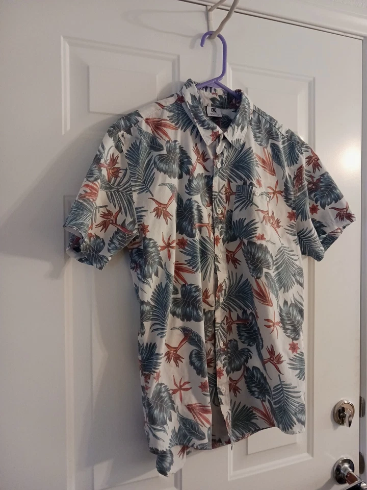 DC Shoes Camisa Hawaiana Para Hombre Abotonada Manga Corta Informal Patín Talla Grande Foto 2 de 4