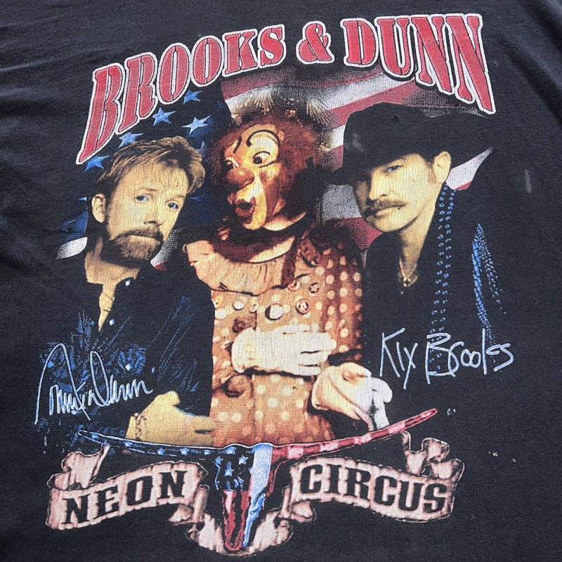 Brooks & Dunn T Shirt Men’s Size Large Neon Circus 2003 Wild West Show US Tour