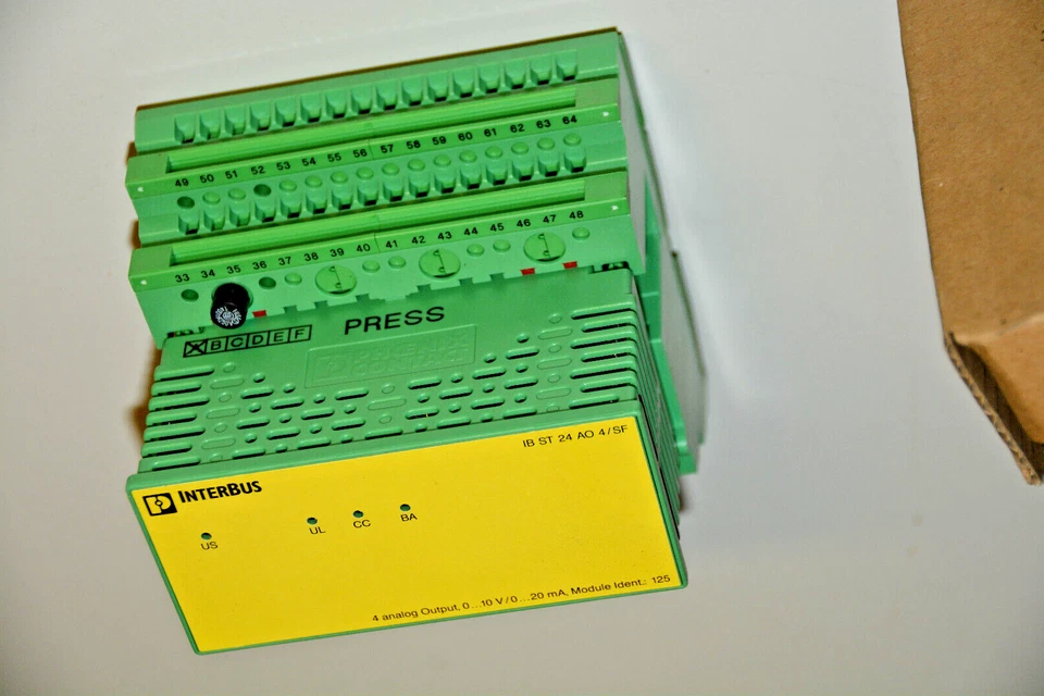 Phoenix Interbus ST24AO4/SF Art. Nr. 27 54 31 2 Analog Out - Image 3 of 3