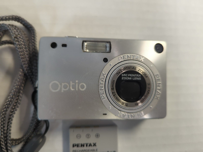 Pentax Optio S 3.2 Megapixel Digital Camera w/Battery & Case FOR