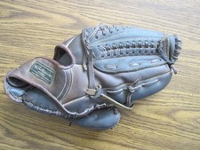 Vintage Ted Williams/Sears Roebuck 16166 Personal Model RHT Baseball Glove