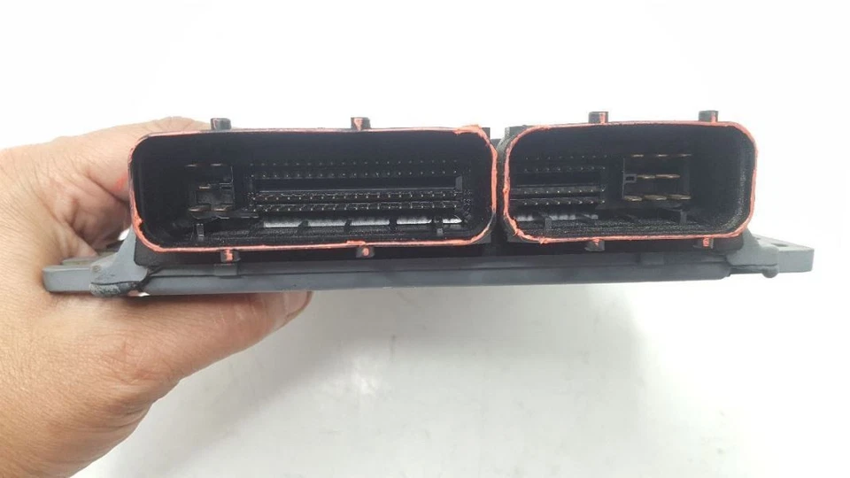 Módulo de control electrónico ECM para computadora de motor 2x2 para Nissan Pathfinder 2005 Foto 4 de 4