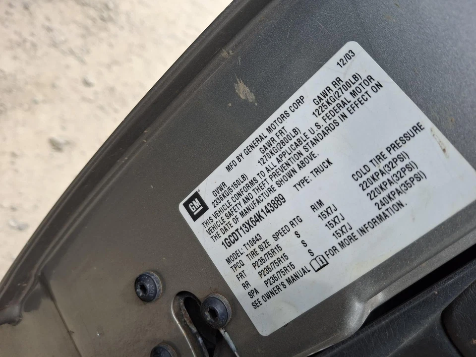 2004 Chevrolet S10 Sonoma Used Air Cleaner Assembly - No Hoses Included - Image 4 of 4