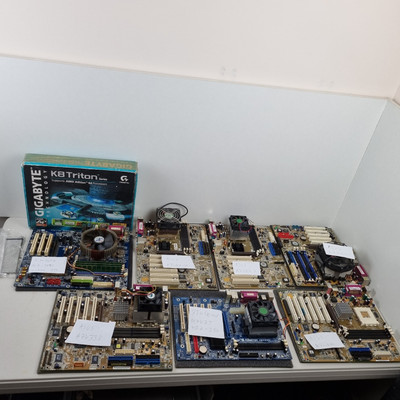 11x Mainboard Restposten Konvolut Asus, Gigabyte, ECS, Nvidia & mehr - UNGETESTET!