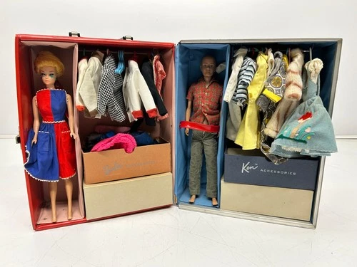 Vtg 1960s Barbie Ken Mattel Carrying Case 2 Dolls Assorted Clothing Accessories