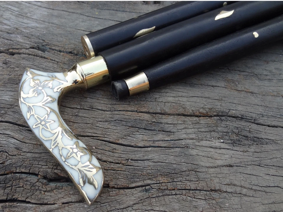 Bastón bastón de diseño antiguo estilo vintage victoriano de latón  Foto 3 de 4