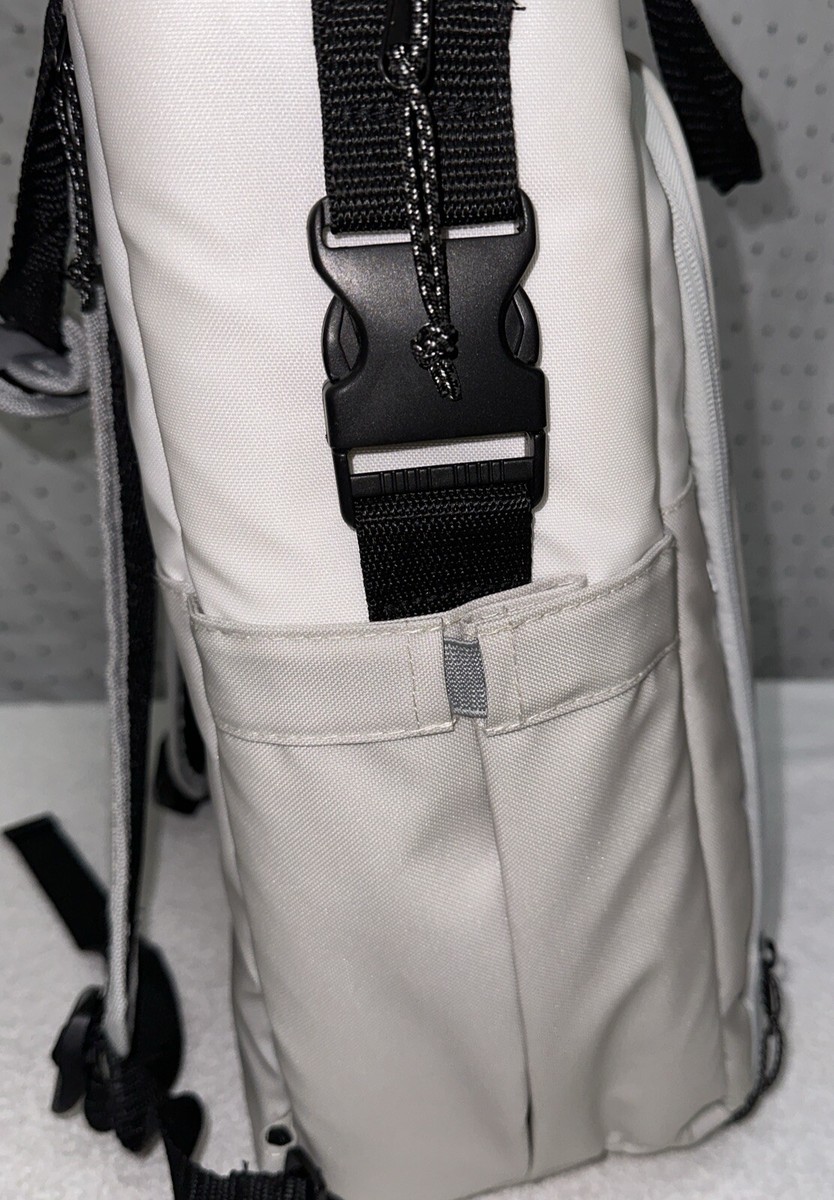 Igloo Switch 30-Can Backpack, Color White/Grey See Pic For Spot From Store - Main Image