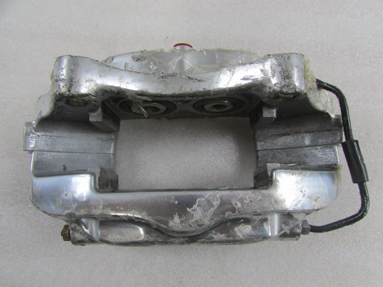 Maserati Ghibli Q4, RH, Right Rear Brake Caliper, Chrome, Used, P/N 670009668