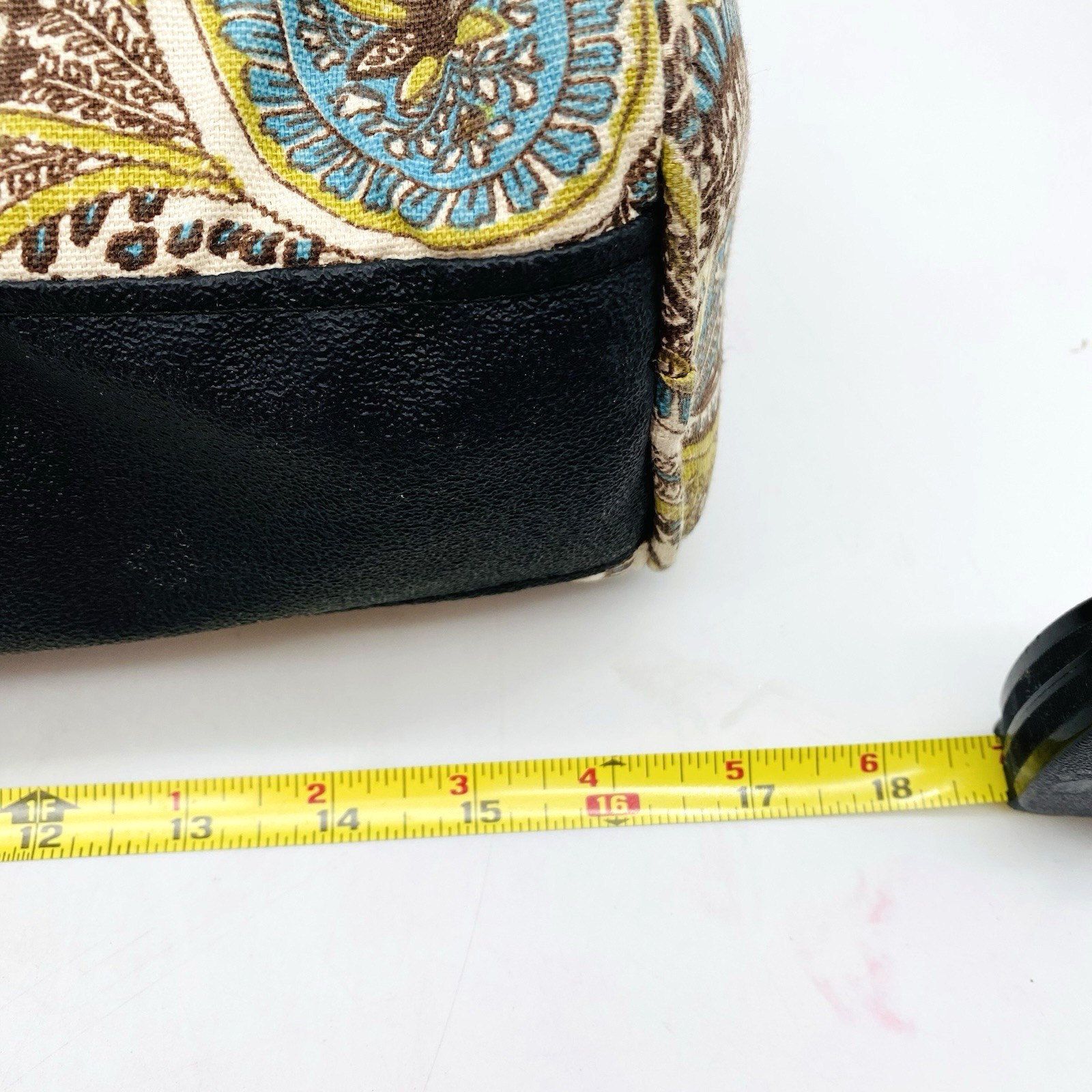 O2Totes Fashionable Portable Oxygen Tank Purse Tote Carrier Paisley