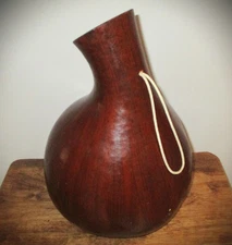 VINTAGE HAWAII IPU GOURD w/ cord 14" Tall  31" Circumference Deeper Sound
