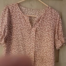 Women s Pink Floral Polyester Blouse M Short ...