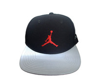 Nike Air Jordan Kids Black Red Pro Ball Cap Size 8-20 New