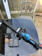 Erbauer 18V 550mm EHT18-Li - Cordless Hedge trimmer + 4.0Ah Battery & Charger