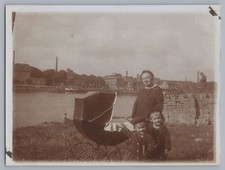 Frankfurt Oder 1927 - Industrie Ziegelei Oma mit Kinderwagen - Altes Foto 1920er