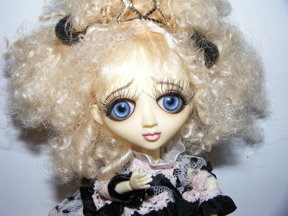 Sad Loading Sign Tonner Wilde Imagination resin BJD 7