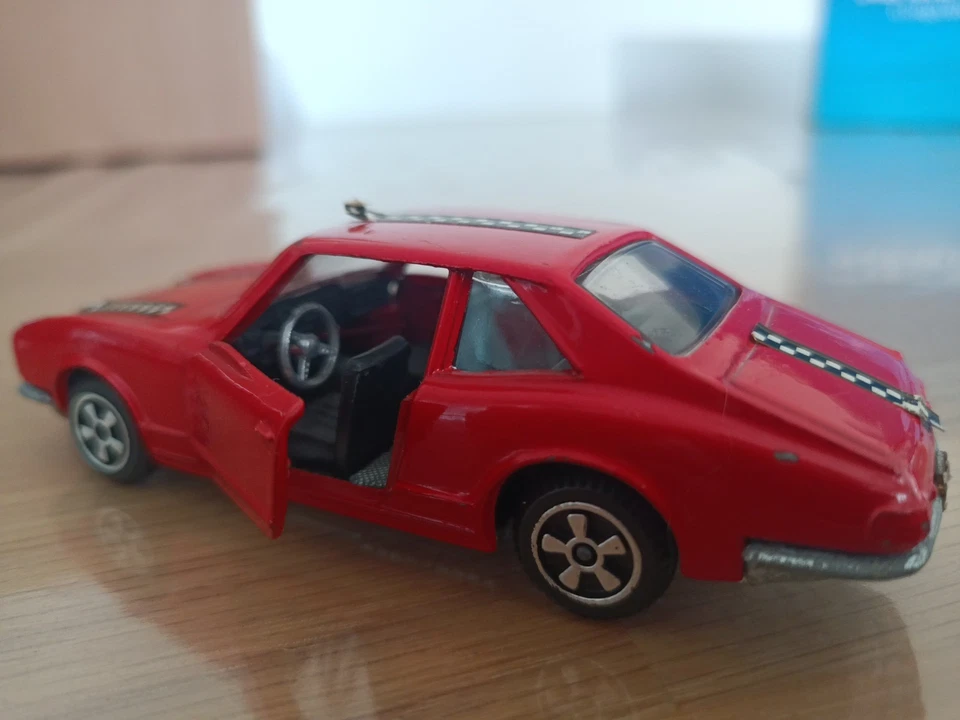 GHIA V.280 Politoys n.550 1/43 - Immagine 3 di 4