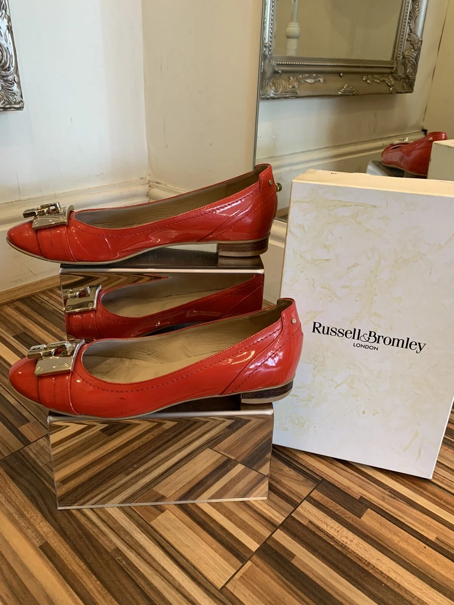 Russell Bromley Posh Lock Padlock Flat Shoes Size 39