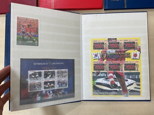 Football thematic stamps, sport large lot, 5 stock books 3.8kg #z442 - Imagen 2 de 21