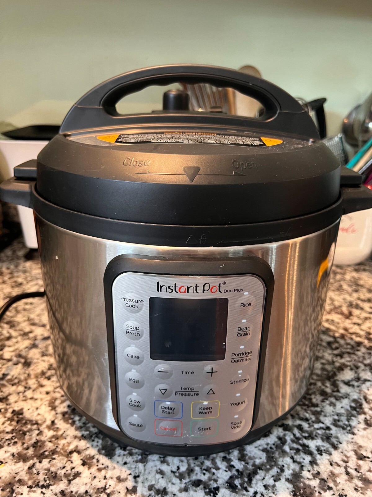 Instant Pot Duo Plus 9-in-1 Electric Pressure Cooker, Slow Cooker, Rice Cooker-image