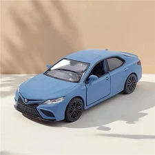 1/36 TOYOTA Camry XSE Alloy Car Model Diecast Toy Vehicles Car Model Miniature