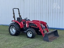 2012 Mahindra 4035 Tractor with Loader