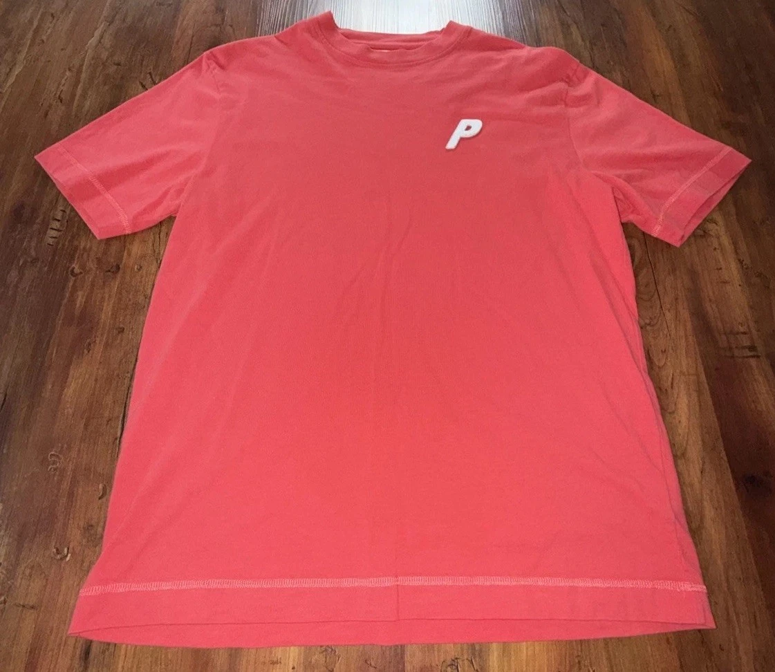 PALACE Skateboards Felt P T-Shirt Size Large Casual Skateboarding Activewear