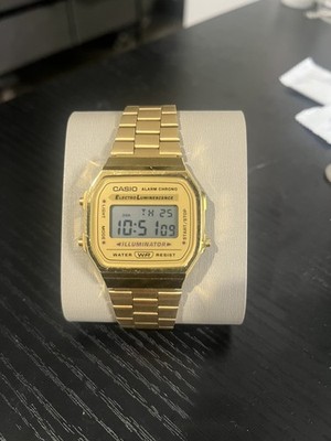 Casio A168WG-9WDF DISPLAY Unisex Watch Vintage Retro Gold Stainless Steel Band